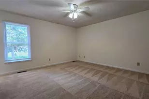 3581 Robinwest Dr, Pfafftown, NC 27040 - Photo 10