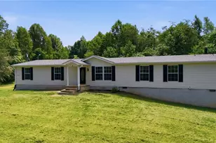 1200 Blue Ridge Ln, Sandy Ridge, NC 27046 - Photo 2