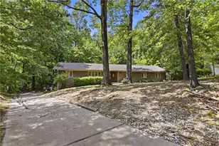 6 Hidden Valley Ct, Greensboro, NC 27407 - Photo 2