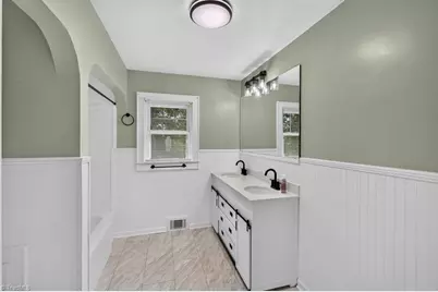 142 Shamrock Boulevard, Elkin, NC 28621 - Photo 14
