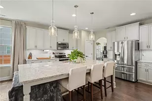 6475 Rogers Farm Rd, Pleasant Garden, NC 27313 - Photo 8