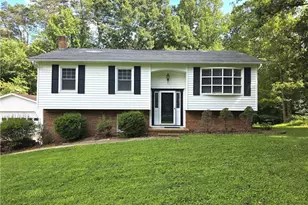 414 Oak Ridge Dr, Mount Airy, NC 27030 - Photo 2