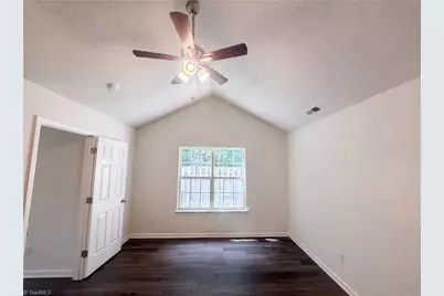 30 Pickwick Place, Greensboro, NC 27407 - Photo 14