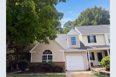 30 Pickwick Place, Greensboro, NC 27407 - Photo 1