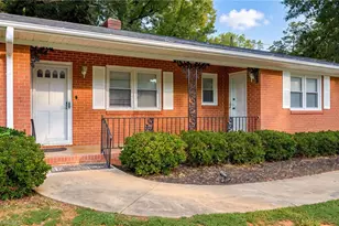 112 Delta St, Lexington, NC 27295 - Photo 2