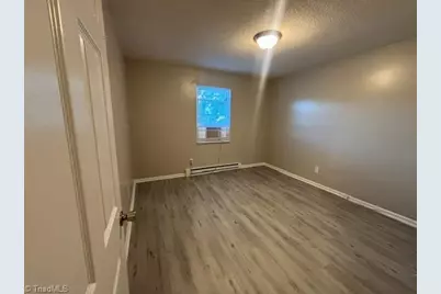 3602 Greensboro Street #D, Greensboro, NC 27401 - Photo 10