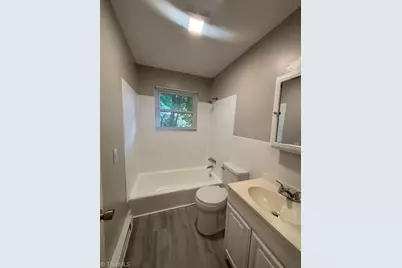 3602 Greensboro Street #D, Greensboro, NC 27401 - Photo 8