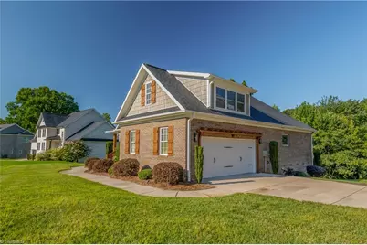 405 Spring Lake Farm Circle, Winston-Salem, NC 27101 - Photo 2