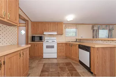 5466 Nc Highway 8, Germanton, NC 27019 - Photo 16