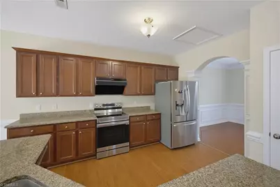 3540 Lamplight Way, High Point, NC 27265 - Photo 8