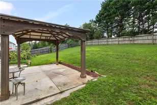 3540 Lamplight Way, High Point, NC 27265 - Photo 8