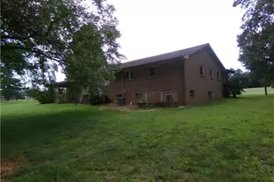 362 Happy Hollow Ct, Lexington, NC 27295 - Photo 4