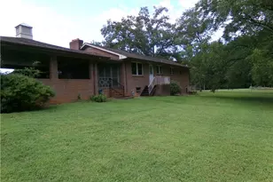362 Happy Hollow Ct, Lexington, NC 27295 - Photo 2