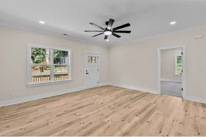 3719 Sharon Avenue, Greensboro, NC 27405 - Photo 6