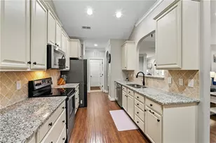 1701 Friedberg Village Dr, Winston-Salem, NC 27127 - Photo 4