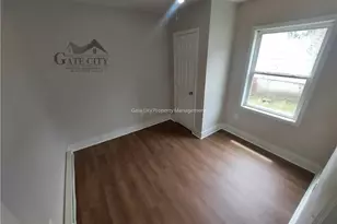 341 Ennis St, High Point, NC 27260 - Photo 6