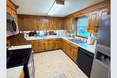 226 White Plains Road, Roaring River, NC 28669 - Photo 12