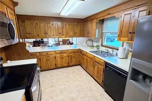 226 White Plains Rd, Roaring River, NC 28669 - Photo 12