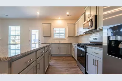 406 Grant Ryan Drive, Jamestown, NC 27282 - Photo 10