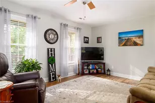 133 Lake Drive 9, Lexington, NC 27292 - Photo 8