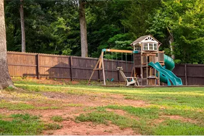 133 Lake Drive 9, Lexington, NC 27292 - Photo 24
