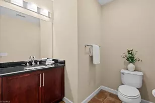 201 Elm Street N, Greensboro, NC 27401 - Photo 24