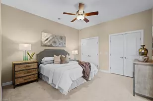 201 Elm Street N, Greensboro, NC 27401 - Photo 18