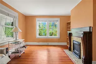 1037 W End Blvd, Winston-Salem, NC 27101 - Photo 8