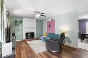 5207 Fieldbrook Dr, Greensboro, NC 27455 - Photo 4