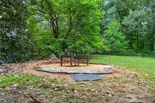 5207 Fieldbrook Dr, Greensboro, NC 27455 - Photo 28