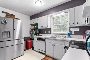 5207 Fieldbrook Dr, Greensboro, NC 27455 - Photo 16