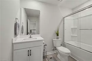 3425 Millennium Dr, Greensboro, NC 27455 - Photo 26