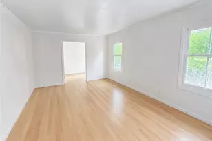 215 Bidney Dr, Burlington, NC 27215 - Photo 6