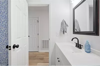 715 Dillon Street, Thomasville, NC 27360 - Photo 18