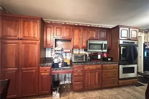 2333 Pinecroft Rd, Greensboro, NC 27407 - Photo 8