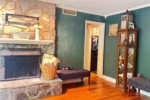 2333 Pinecroft Rd, Greensboro, NC 27407 - Photo 4