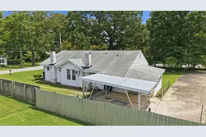 106 Crestwood Circle, High Point, NC 27260 - Photo 38