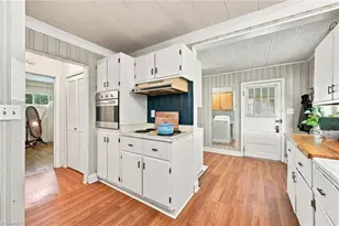 106 Crestwood Cir, High Point, NC 27260 - Photo 26