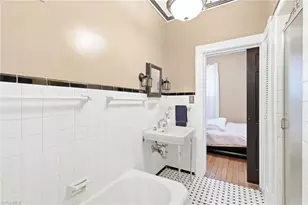 916 W Davis St, Burlington, NC 27215 - Photo 16