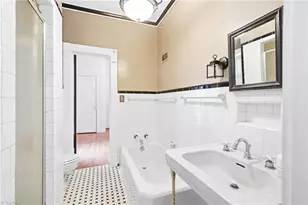 916 W Davis St, Burlington, NC 27215 - Photo 14