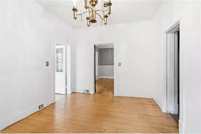 916 W Davis Street, Burlington, NC 27215 - Photo 16