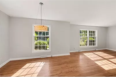 1105 McDowell Drive, Greensboro, NC 27408 - Photo 6
