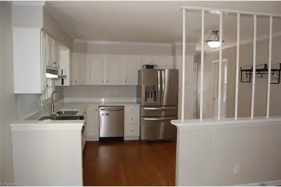 1105 McDowell Drive, Greensboro, NC 27408 - Photo 4