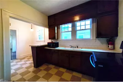 3004 N Patterson Avenue, Winston-Salem, NC 27105 - Photo 12