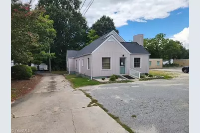 606 Randolph Street, Thomasville, NC 27360 - Photo 6