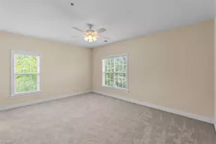 524 College Rd, Greensboro, NC 27410 - Photo 20