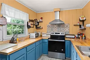4994 Hampton Rd, Clemmons, NC 27012 - Photo 10