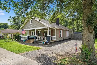 808 Barnes Street, Reidsville, NC 27320 - Photo 2