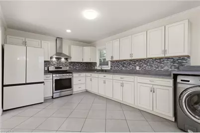 114 N Hall Street, High Point, NC 27263 - Photo 10