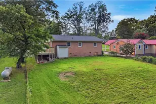 114 N Hall St, High Point, NC 27263 - Photo 26